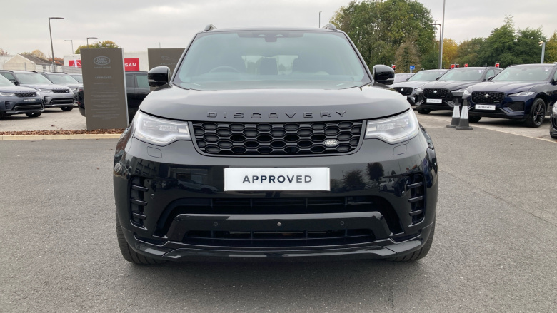 Land Rover Discovery 3.0 D300 Dynamic SE 5dr Auto Diesel Station Wagon